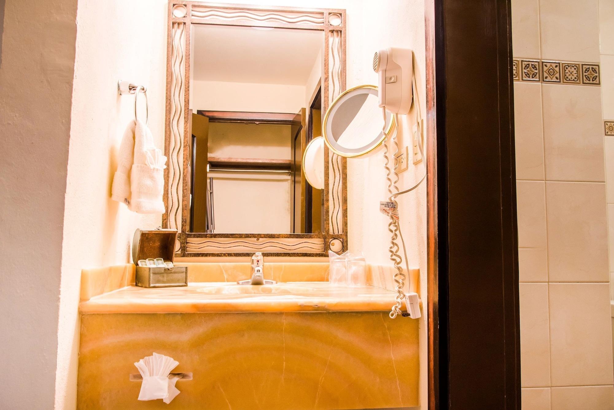 Hotel Maria Bonita Consulado Americano Σιουδάδ Χουάρες Εξωτερικό φωτογραφία